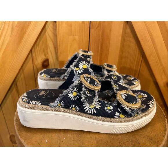 Rocket Dog Rally  Sandal - Navy / Daisy Size 7 - Picture 1 of 8